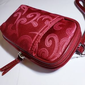 NEW Burgandy Zipper Pouch w/straps.